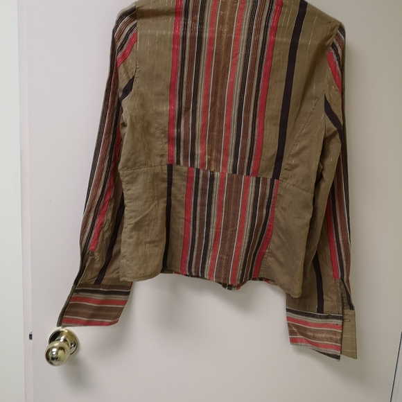 shirt - Picture 3 of 7